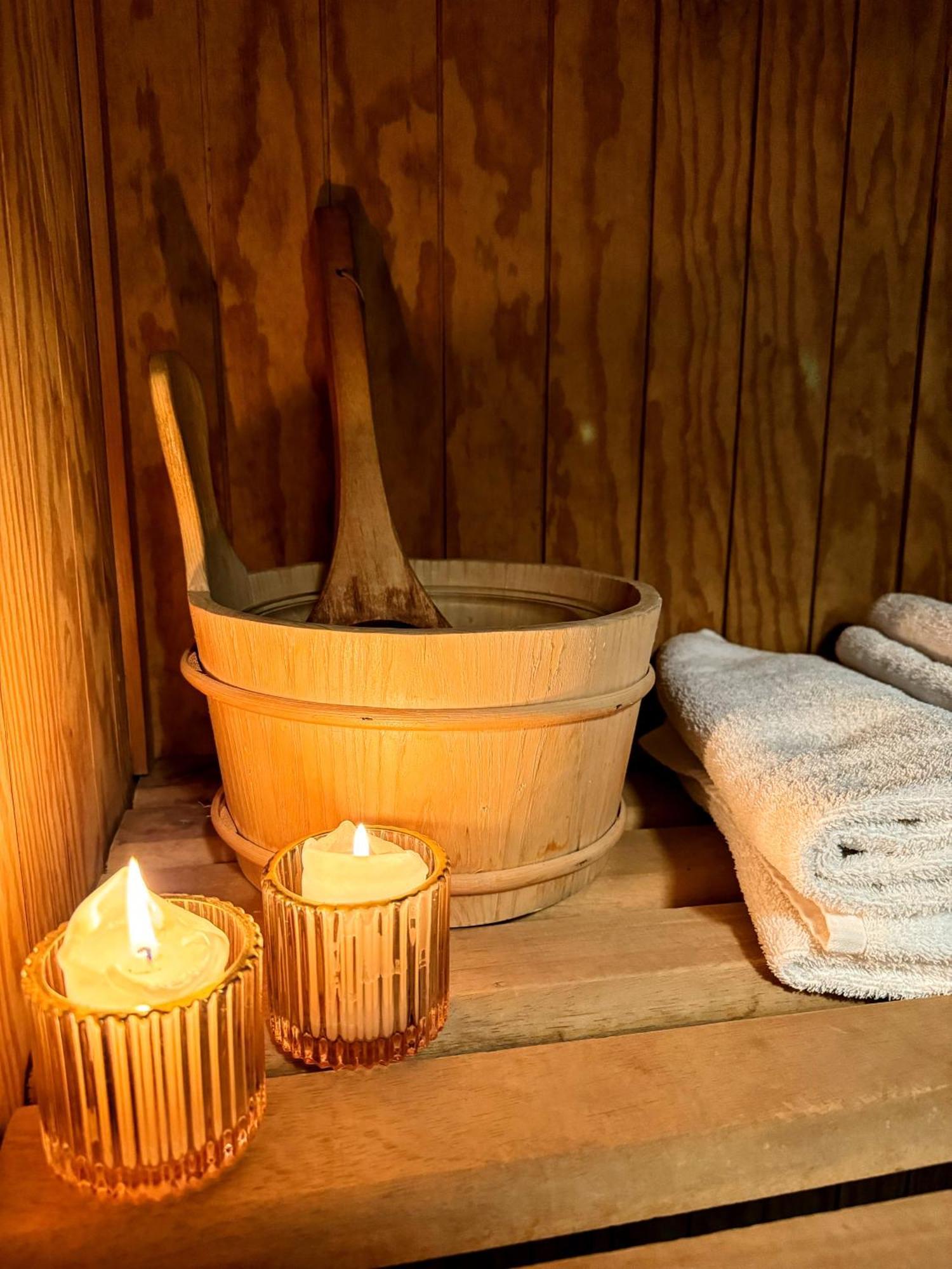 Clone Country House Aughrim Exterior foto A traditional sauna bucket and ladle