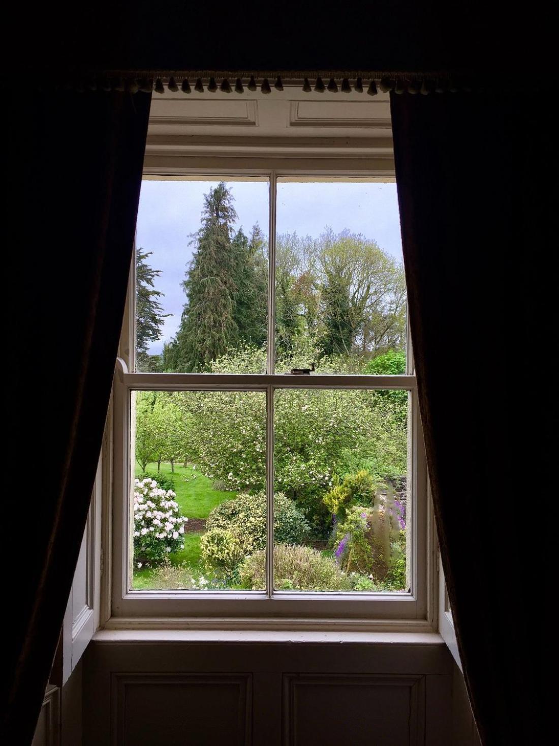 Clone Country House Aughrim Exterior foto The view from the window of the room where the first meeting of the RSPB was held